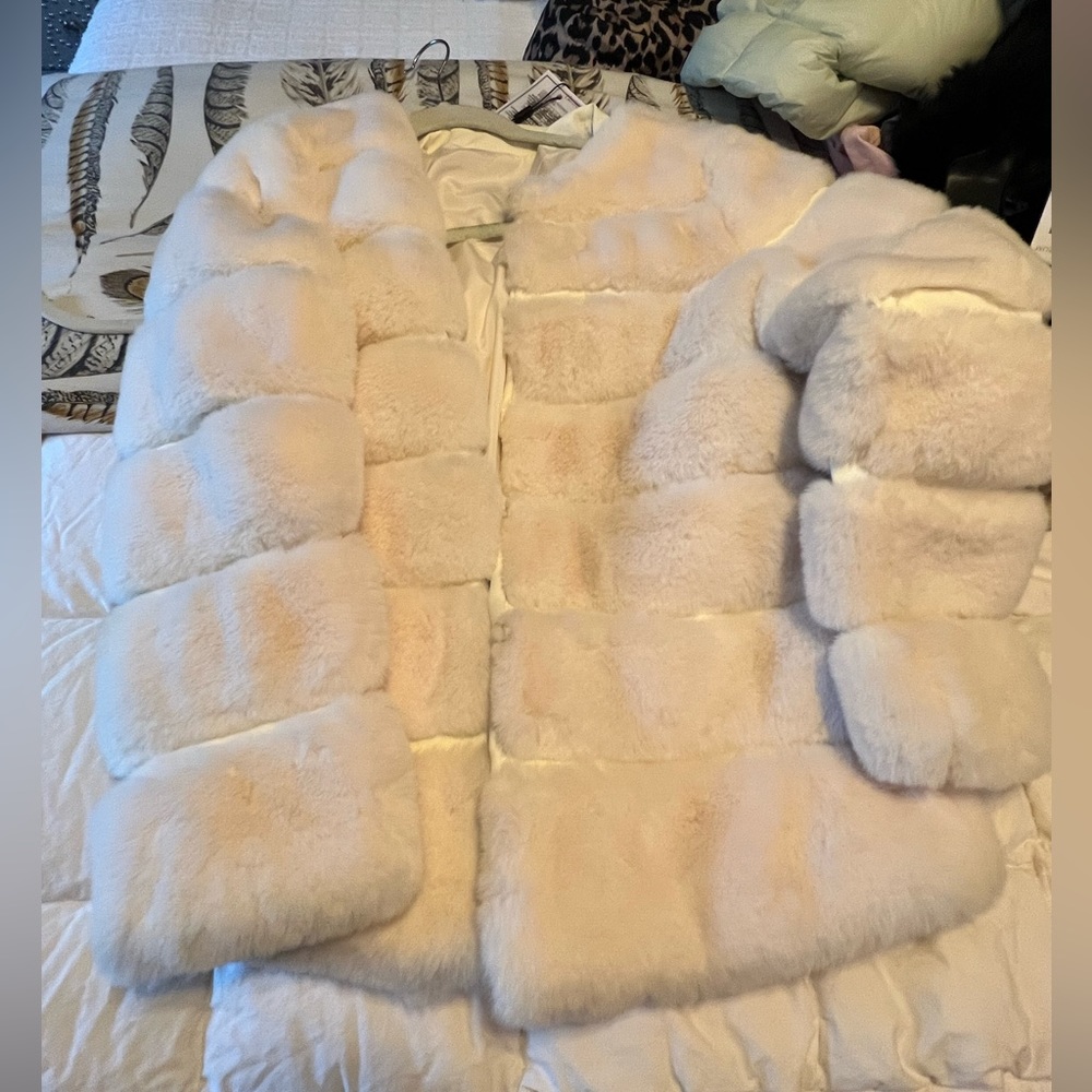 Alex Max faux fur jacket